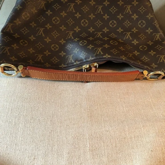 Louis Vuitton SULLY Monogram PM - Picture 6 of 15